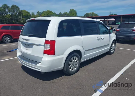 2016 Chrysler Town & Country Touring из США, поврежденный, VIN 2C4RC1BG2GR286741